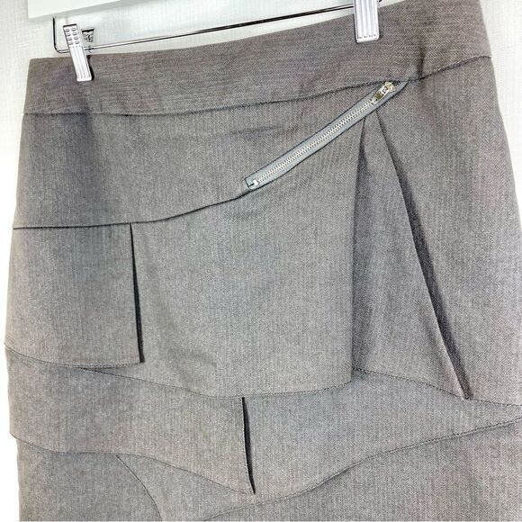Larry Levine SPT Pencil Skirt Size 10 Gray Tiered - Picture 4 of 7